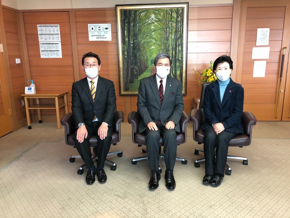 蒲島知事への表敬訪問が実現しました。
